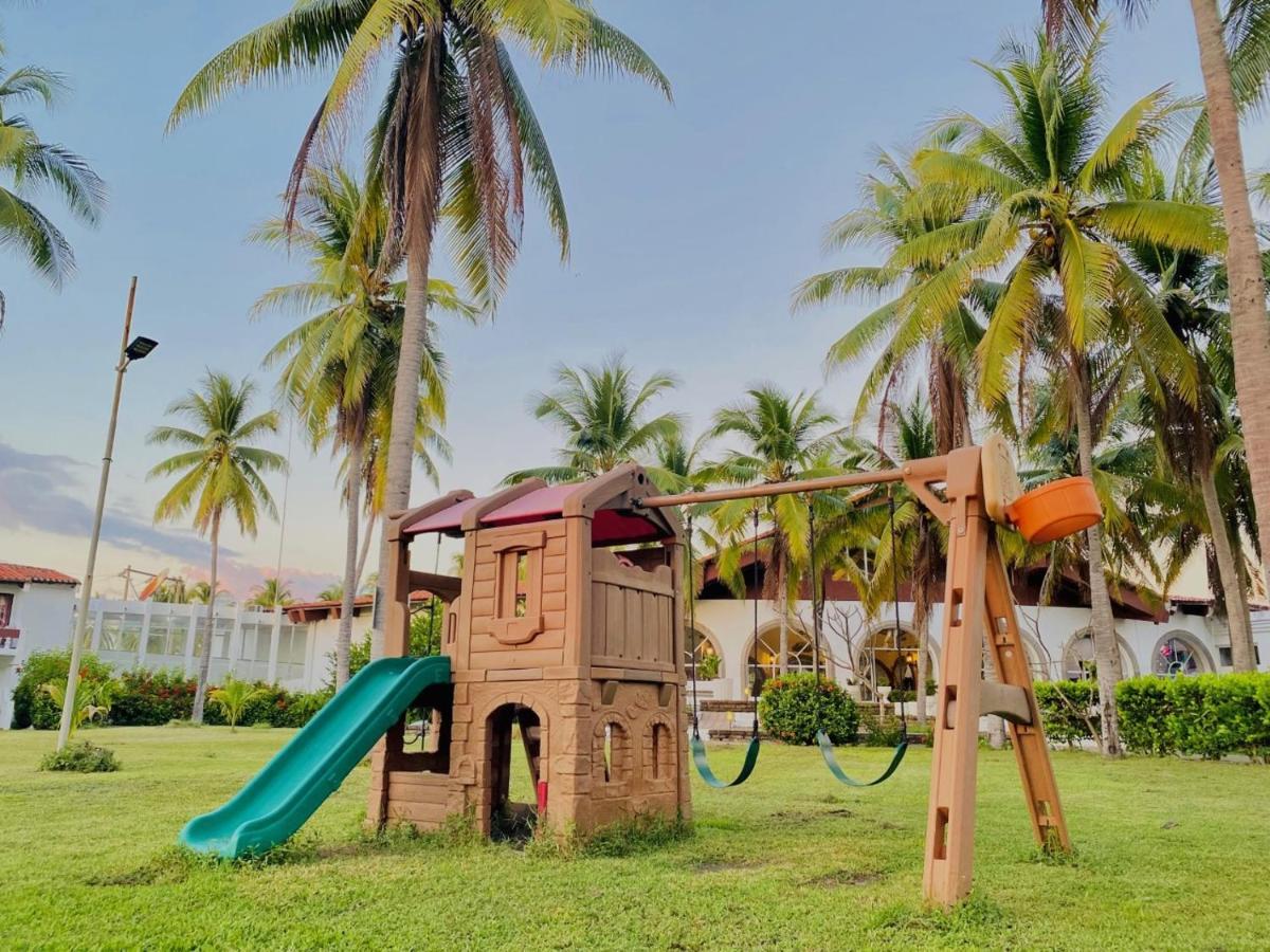 Hotel Tesoro Beach San Luis La Herradura Eksteriør billede