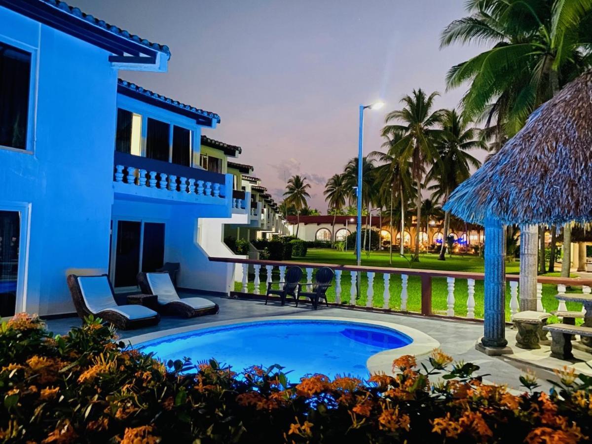 Hotel Tesoro Beach San Luis La Herradura Eksteriør billede
