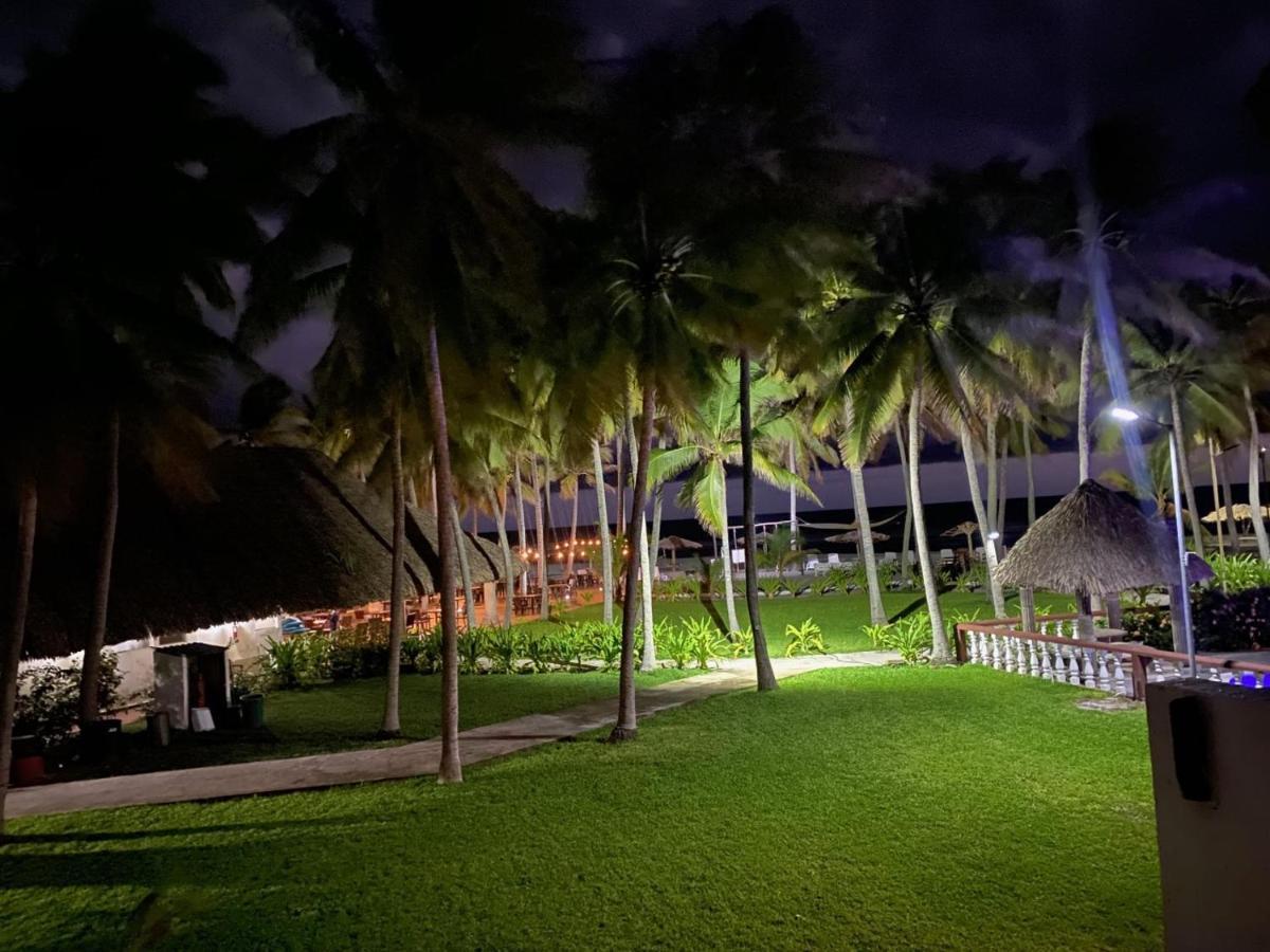 Hotel Tesoro Beach San Luis La Herradura Eksteriør billede