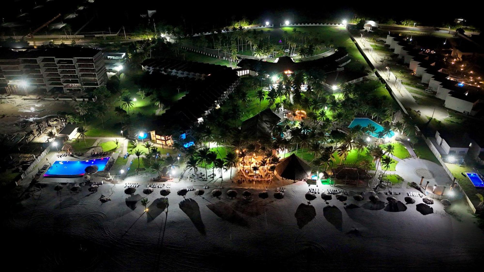 Hotel Tesoro Beach San Luis La Herradura Eksteriør billede