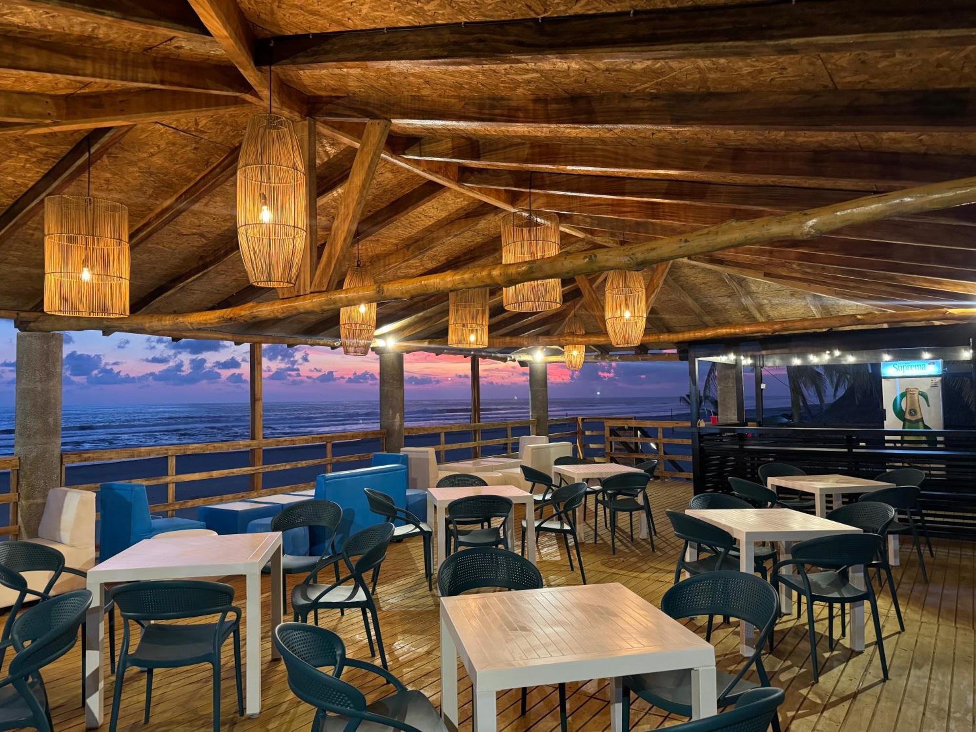 Hotel Tesoro Beach San Luis La Herradura Eksteriør billede