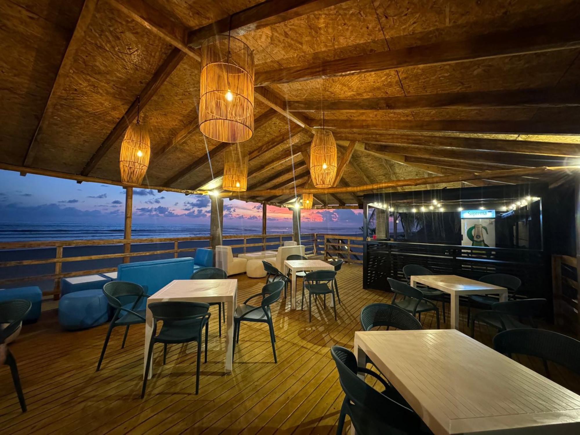 Hotel Tesoro Beach San Luis La Herradura Eksteriør billede