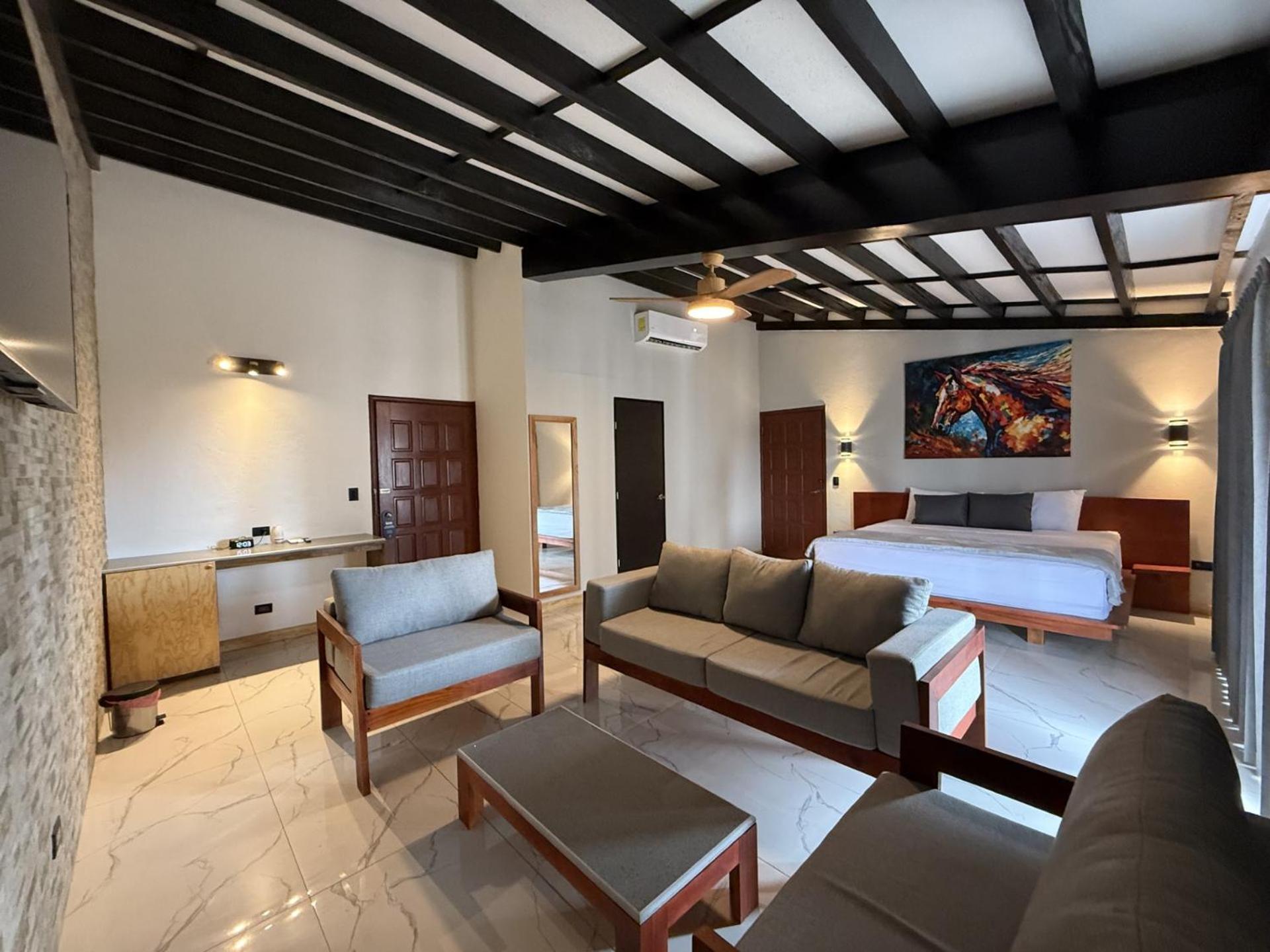 Hotel Tesoro Beach San Luis La Herradura Eksteriør billede